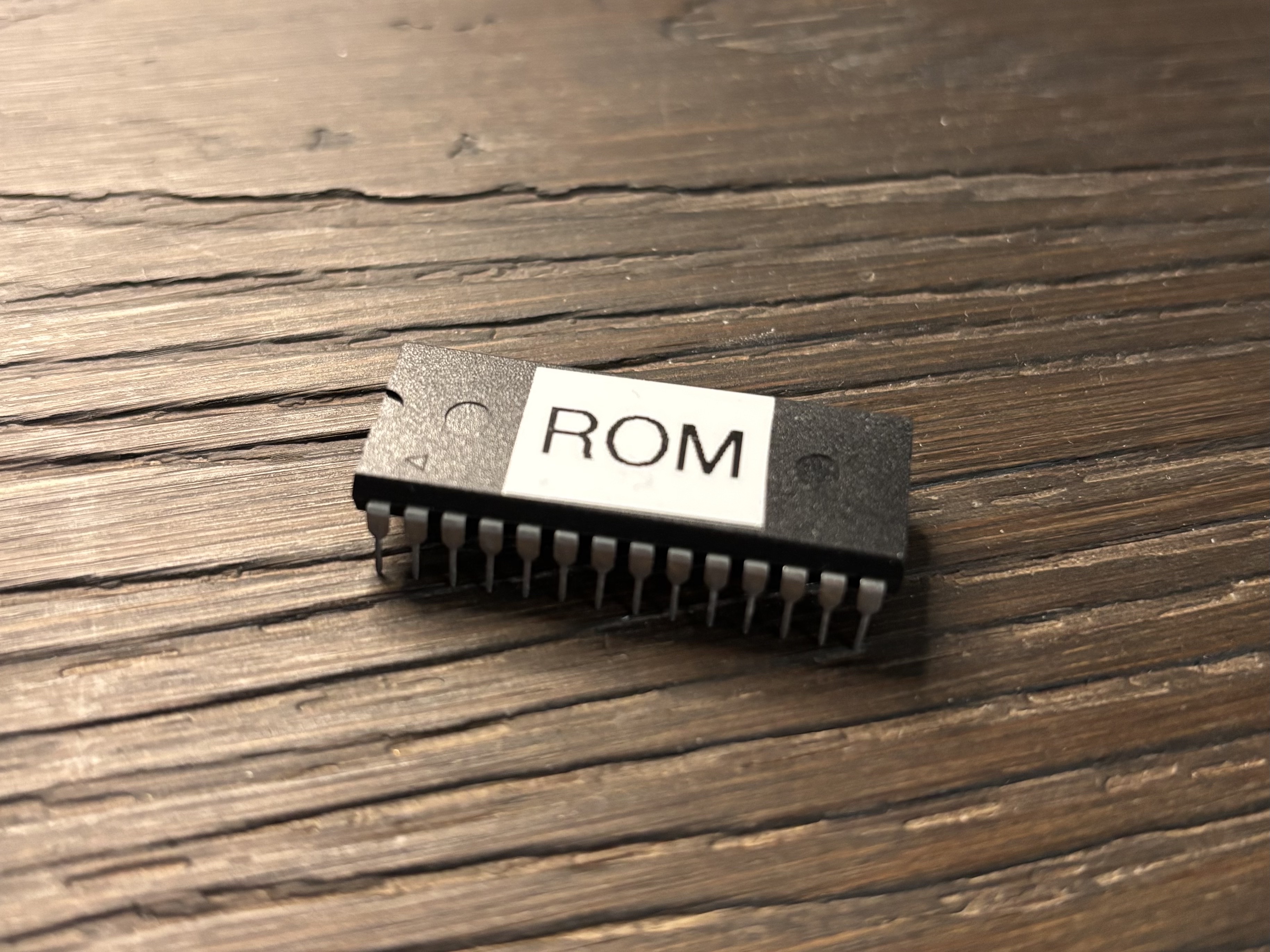 EEPROM